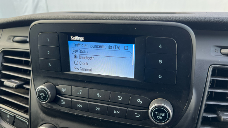 Ford Transit Custom 280 L1 Diesel Fwd 2.0 EcoBlue 105ps Low Roof Leader Van